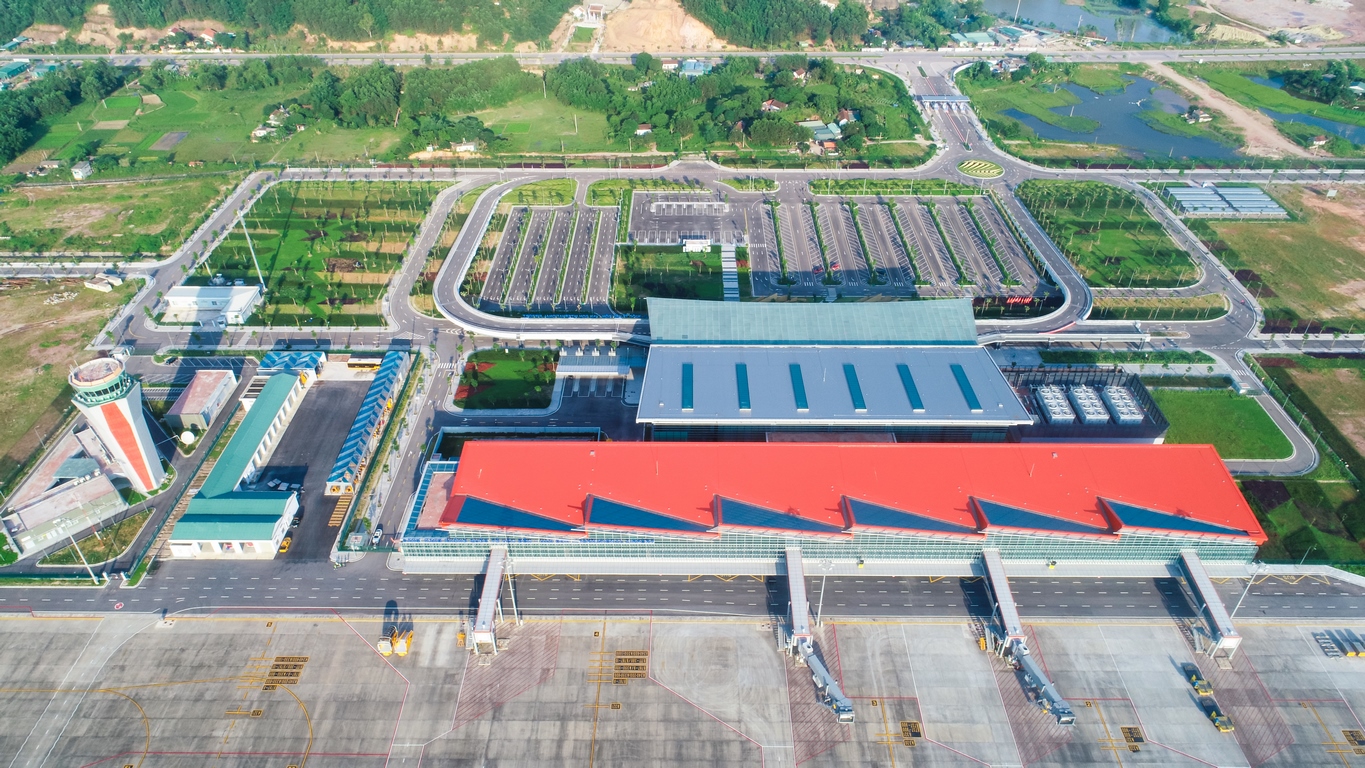 Hơn[-]100[-]DN[-]nước[-]ngoài[-]dự[-]tọa[-]đàm[-]xúc[-]tiến[-]du[-]lịch[-]Hạ[-]Long[-]qua[-]đường[-]hàng[-]không